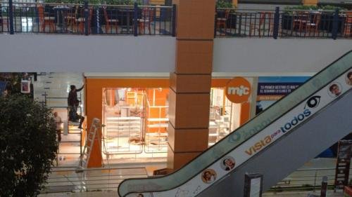 Tienda MIC - CC. Comercial Malteria Plaza - Latacunga (6 fotos)