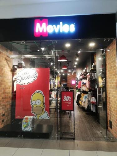 Tienda MOVIES - C.C. Riocentro Norte - Guayaquil (14 fotos)